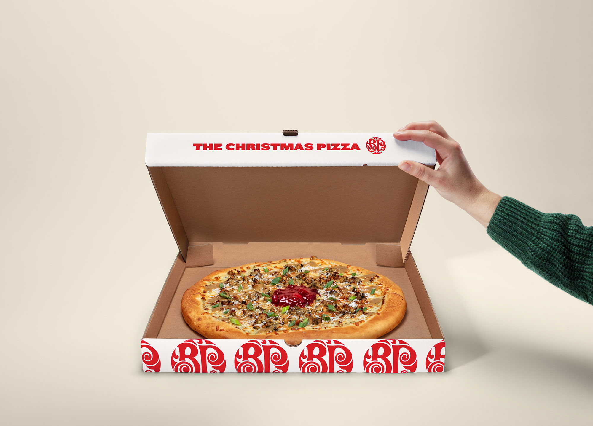 <span style = 'font-size:120%; font-weight: bold;'>Boston Pizza - embalagem musical</span><br>A Boston Pizza criou uma caixa de pizza divertida que toca uma clássica canção natalina, adaptada de forma cômica pela m...