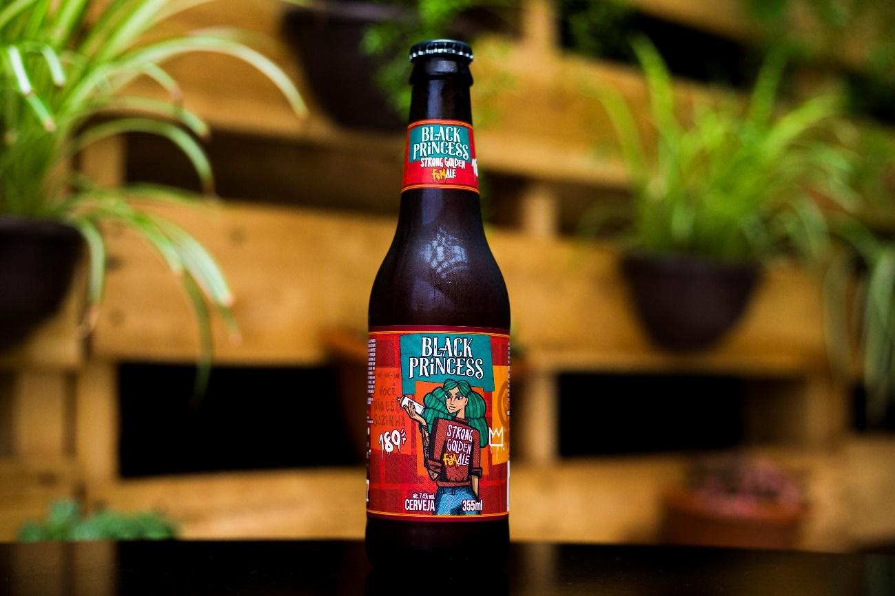 <span style = 'font-size:120%; font-weight: bold;'>Black Princess lança cerveja feita só por mulheres</span><br>O Grupo Petrópolis apresenta a sua primeira cerveja feita só por mulheres. Parte da família da marca Black Princess, nas...