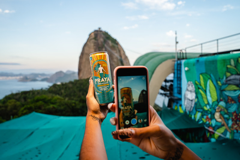 <span style = 'font-size:120%; font-weight: bold;'>Cerveja Praya - Bondinho do Pão de Açúcar</span><br>O Parque Bondinho Pão de Açúcar, no Rio de Janeiro, comemora 110 anos neste mês. Para celebrar a data, a cerveja Praya p...