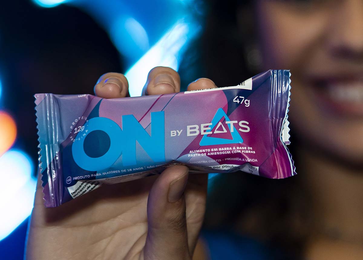 <span style = 'font-size:120%; font-weight: bold;'>Beats lança barrinha</span><br>Sempre apostando nas inovações mais malucas possíveis (de maneira positiva), após acertar em cheio com os Ice Pops, gela...