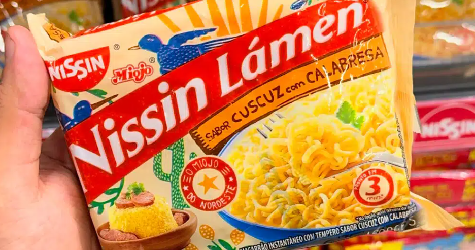<span style = 'font-size:120%; font-weight: bold;'>Nissin Lámen lança miojo sabor ‘Cuscuz com Calabresa’</span><br>A Nissin Lámen é uma das marcas que mais apostam em sabores inusitados para atrair a curiosidade dos consumidores a expe...