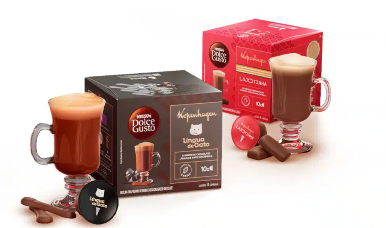 <span style = 'font-size:120%; font-weight: bold;'>Nescafé Dolce Gusto e Kopenhagen se unem em cápsulas Lajotinha e Língua de Gato</span><br>Na noite da última quarta-feira, 23, a Nescafé Dolce Gusto anunciou que está se unindo à Kopenhagen para o lançamento de...