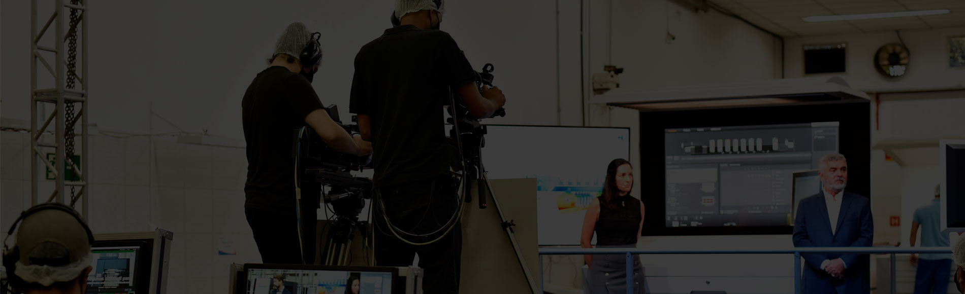 Heidelberg realiza uma live demo direto da gráfica Orbis, em Guarulhos ...