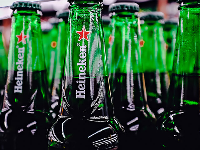 Heineken reforça compromisso de sustentabilidade e inova no mercado de cerveja com a nova long neck retornável